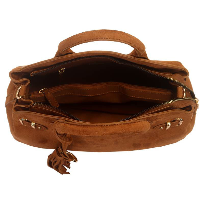 Interior da bolsa WJ caramelo mostrando compartimentos e zíperes